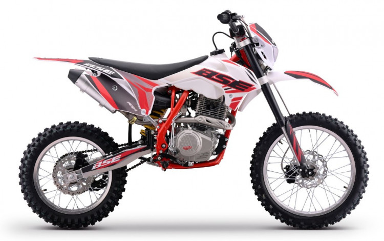 Мотоцикл кроссовый BSE Z3.00 Thorn Красный/черный 19/16