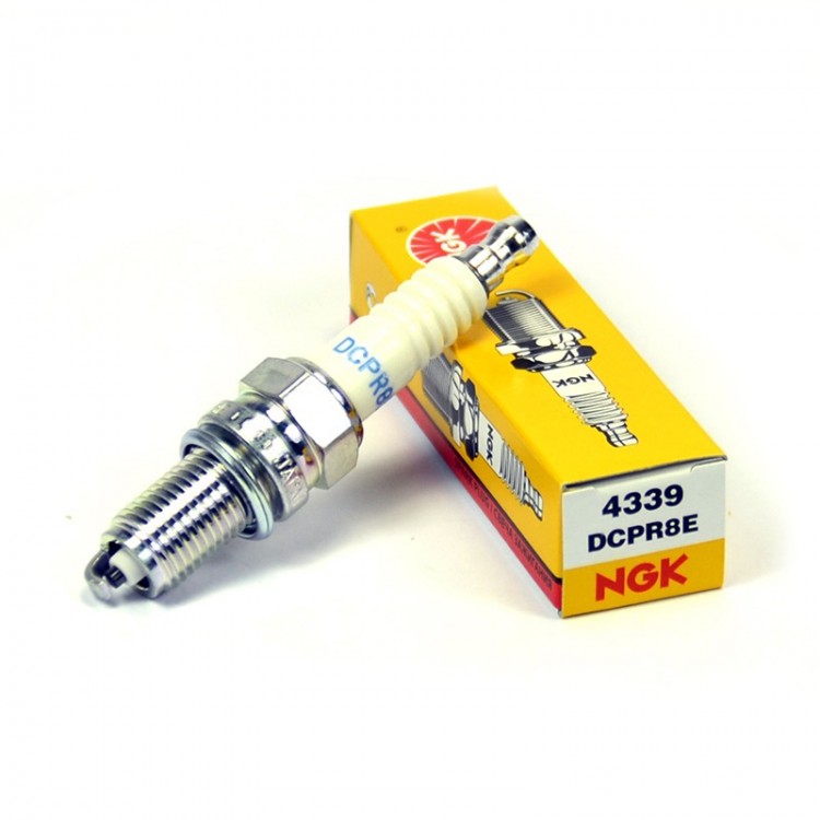 Свеча NGK DCPR8E