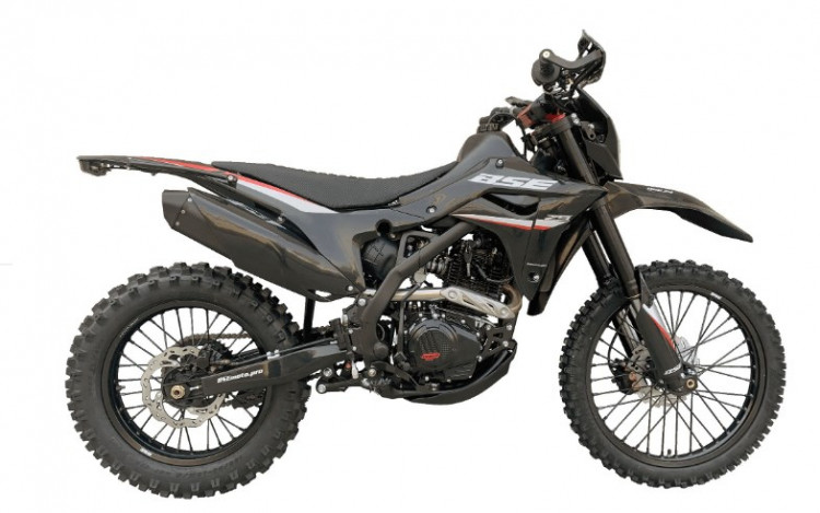 Мотоцикл кроссовый BSE  Z9 Red Metallic S