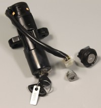 Комплект замков 3шт Bajaj  OEM